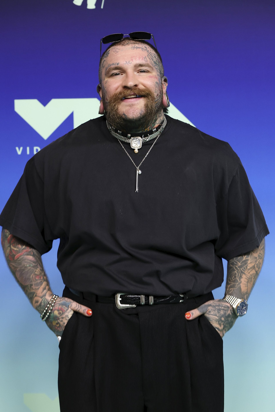 Повече от музика: Звездите превърнаха наградите на MTV в модно шоу (снимки)