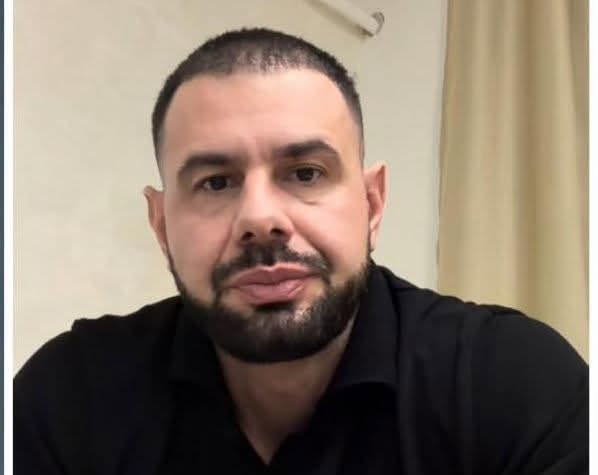 ОТЧАЙВАЩО СЛАБОУМИЕ!! Краси Тъпото се хвали, че опукал Габи Бланко, преди да влезе отново в „Ергенът“! (СНИМКИ)